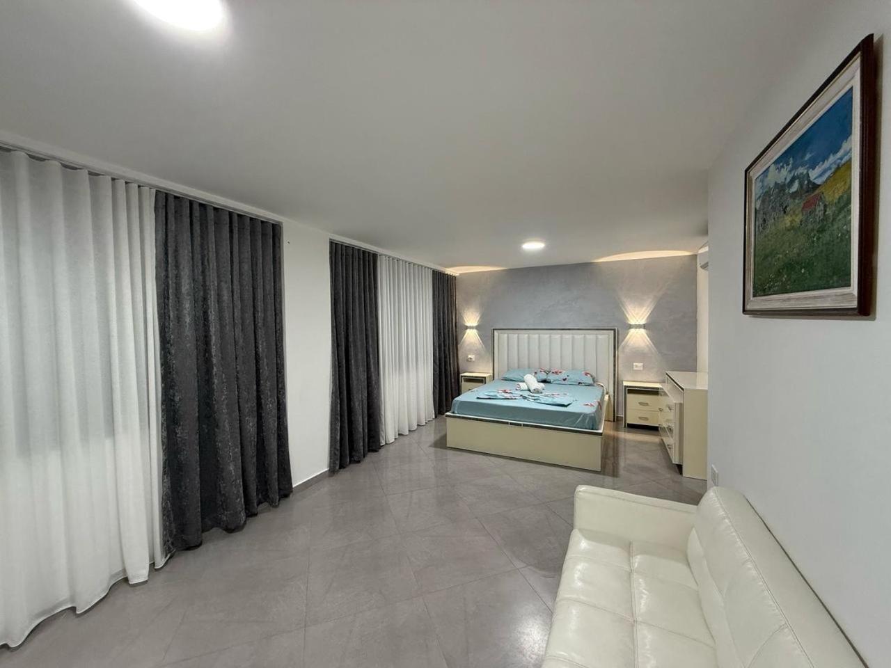 Luxury Sea View Duplex Leilighet *